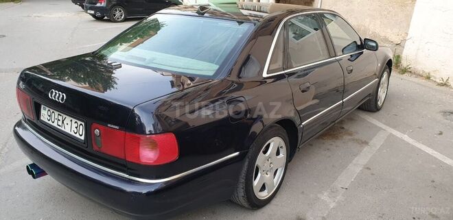 Audi A8-5
