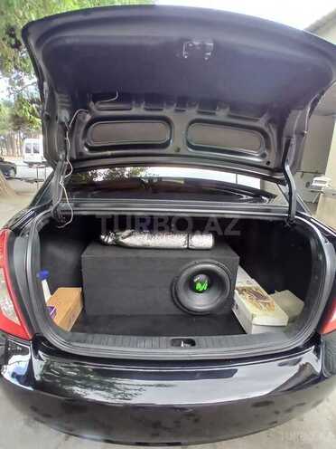 Hyundai Accent-5
