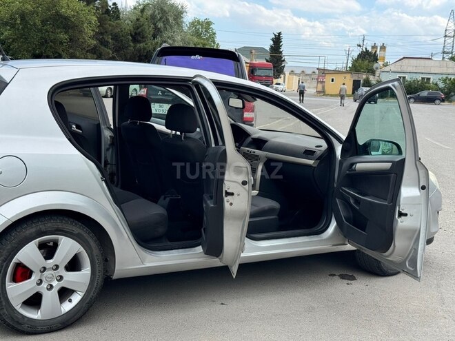 Opel Astra-10