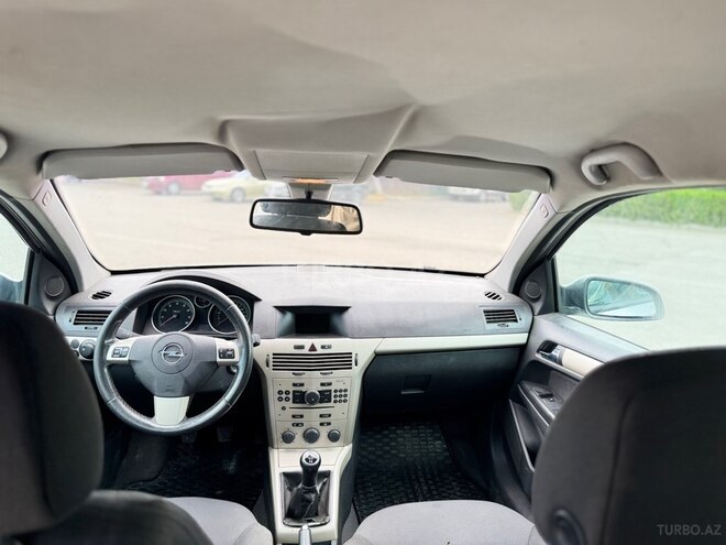 Opel Astra-12