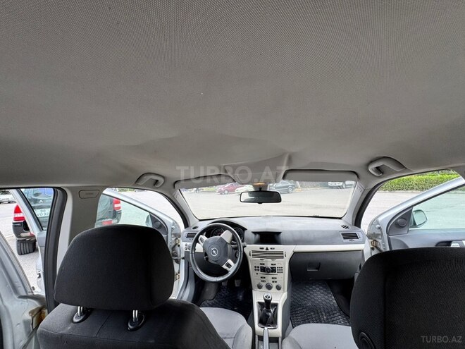 Opel Astra-13