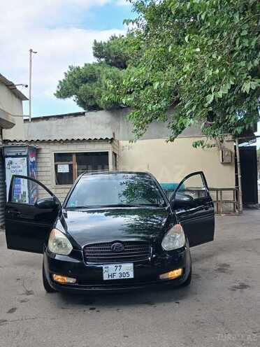 Hyundai Accent-3