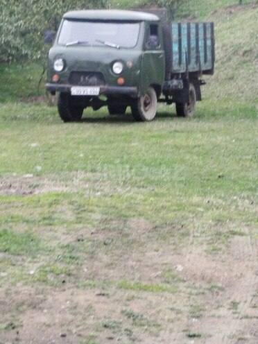 UAZ 3303-6