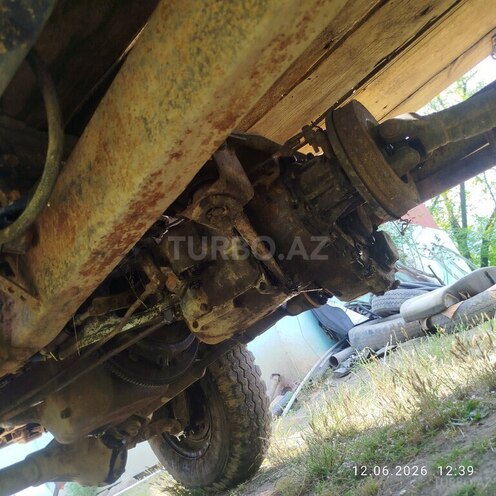 UAZ 3303-9