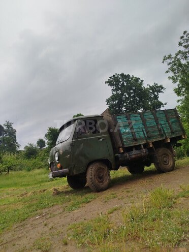 UAZ 3303-19