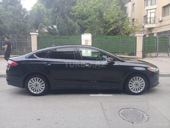 Ford Fusion (North America)-4