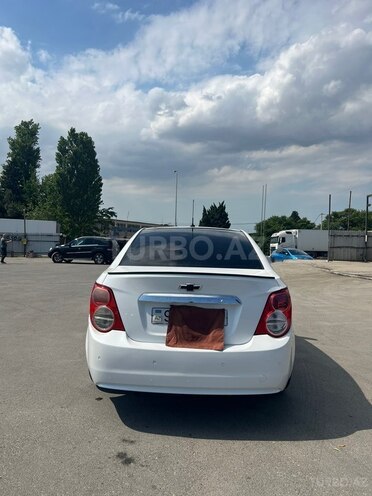 Chevrolet Aveo-4