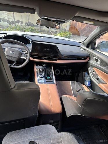 Changan Qiyuan Q05-5