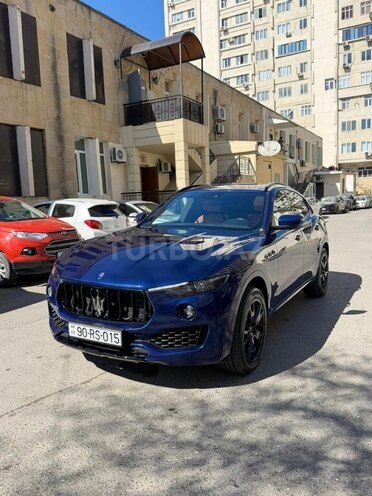 Maserati Levante-1
