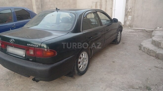 Hyundai Sonata-5