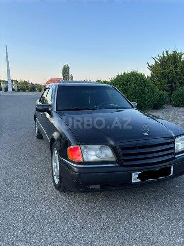 Mercedes C 220-2