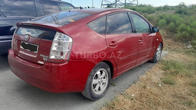 Toyota Prius-4
