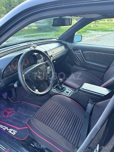 Mercedes C 220-6