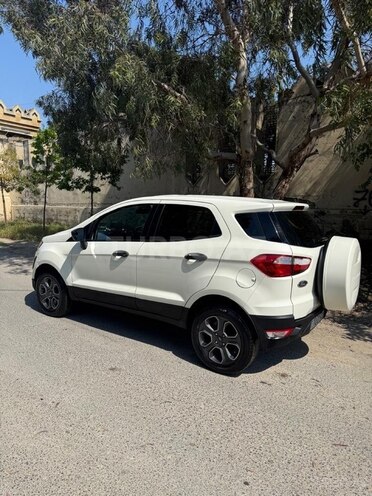 Ford Ecosport-3
