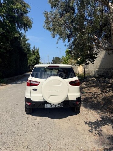 Ford Ecosport-2