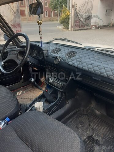 LADA (VAZ) 2106-4