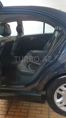 Mercedes E 220-5