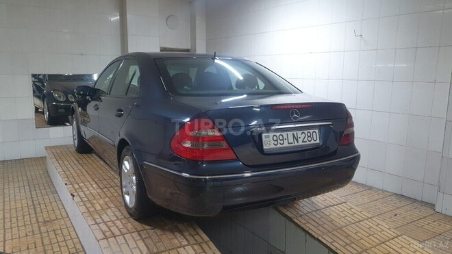 Mercedes E 220-9