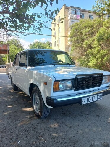 LADA (VAZ) 2107-5