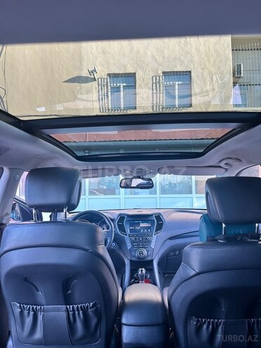 Hyundai Santa Fe-10