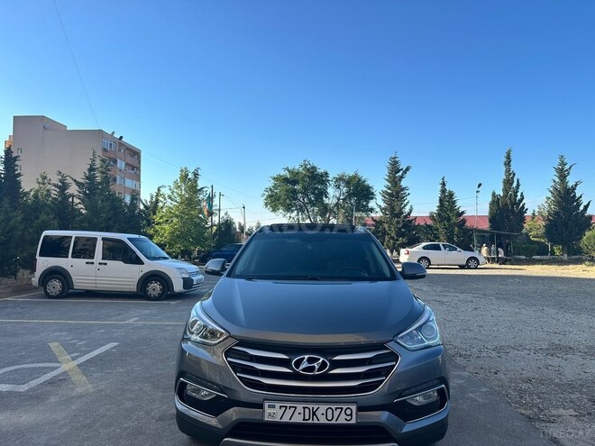 Hyundai Santa Fe-15