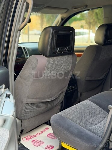 Toyota Land Cruiser Prado-6