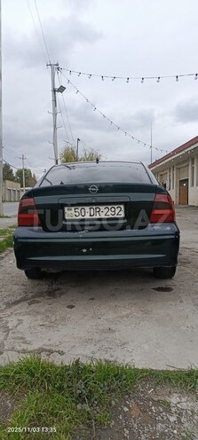 Opel Vectra-5