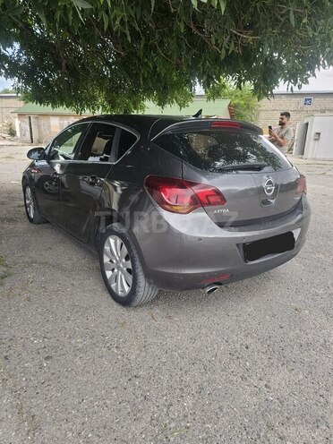 Opel Astra-4