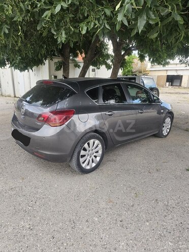 Opel Astra-3