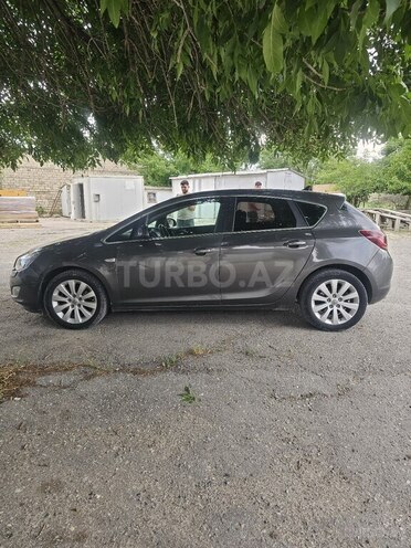 Opel Astra-5