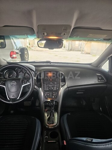 Opel Astra-7