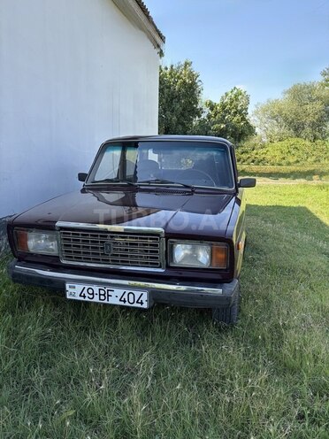LADA (VAZ) 2107-1