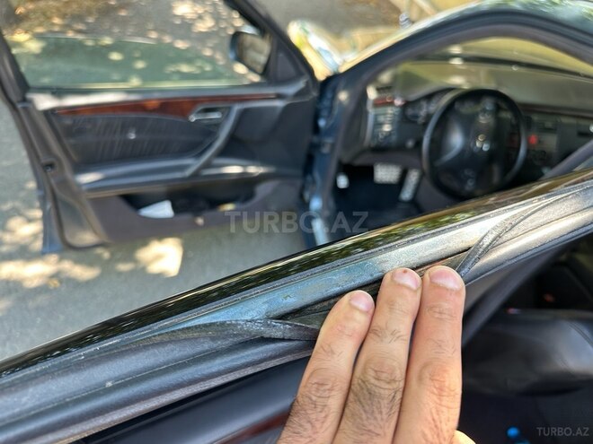 Mercedes E 220-15