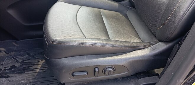 Chevrolet Equinox-15