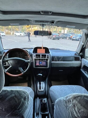 Mitsubishi Pajero io-14