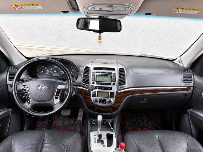 Hyundai Santa Fe-2