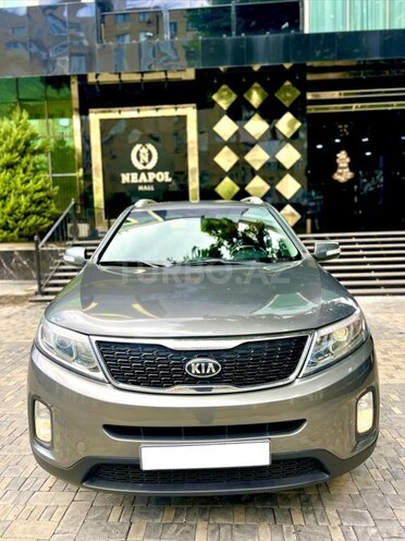 Kia Sorento-1