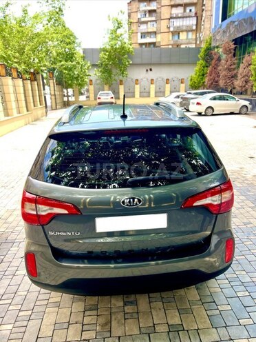Kia Sorento-3