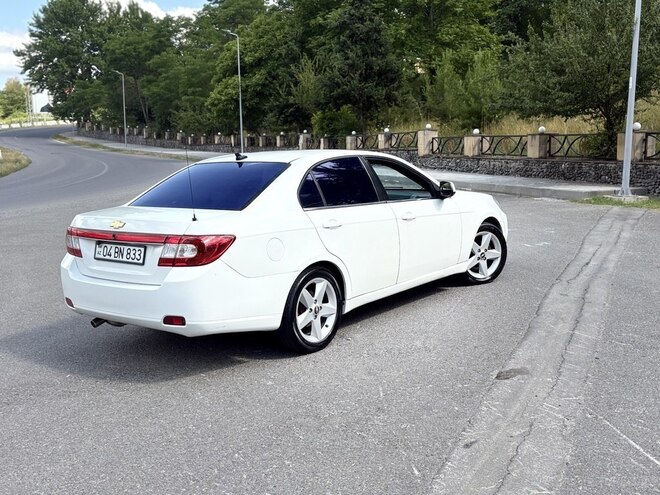 Chevrolet Epica-4