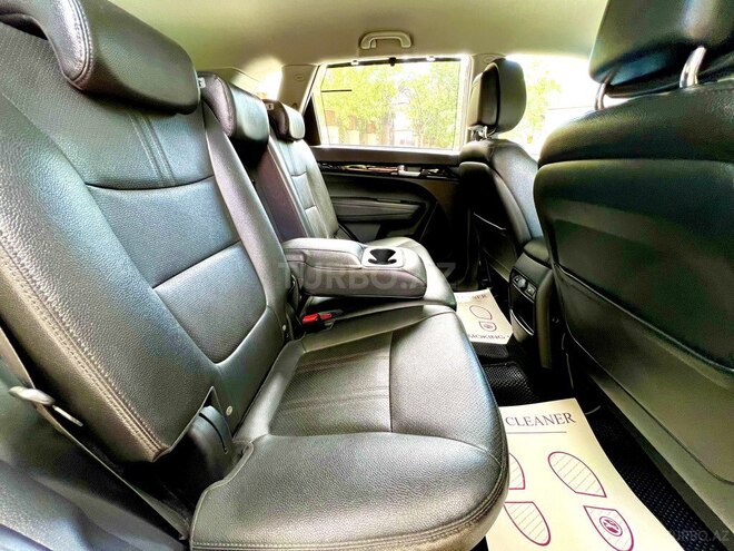 Kia Sorento-16