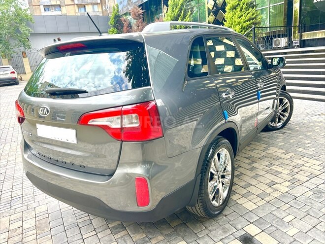 Kia Sorento-10