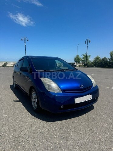 Toyota Prius-7