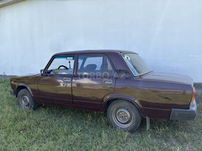 LADA (VAZ) 2107-5