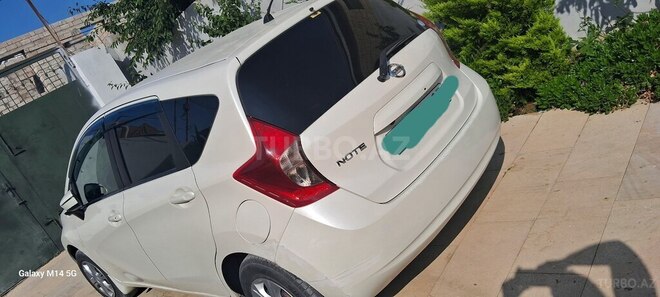Nissan Note-5