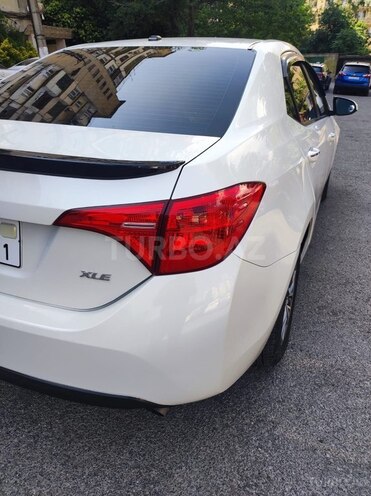 Toyota Corolla-7