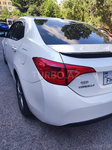 Toyota Corolla-8