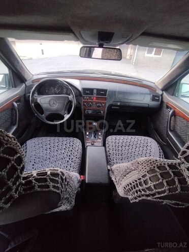 Mercedes C 200-4