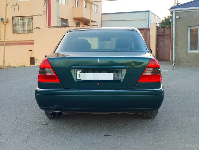 Mercedes C 200-13