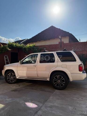 Infiniti QX4-13