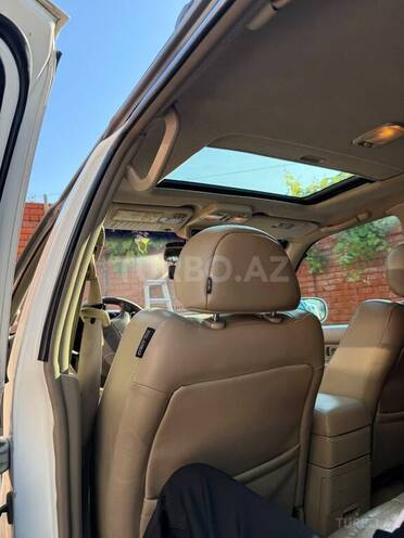 Infiniti QX4-6